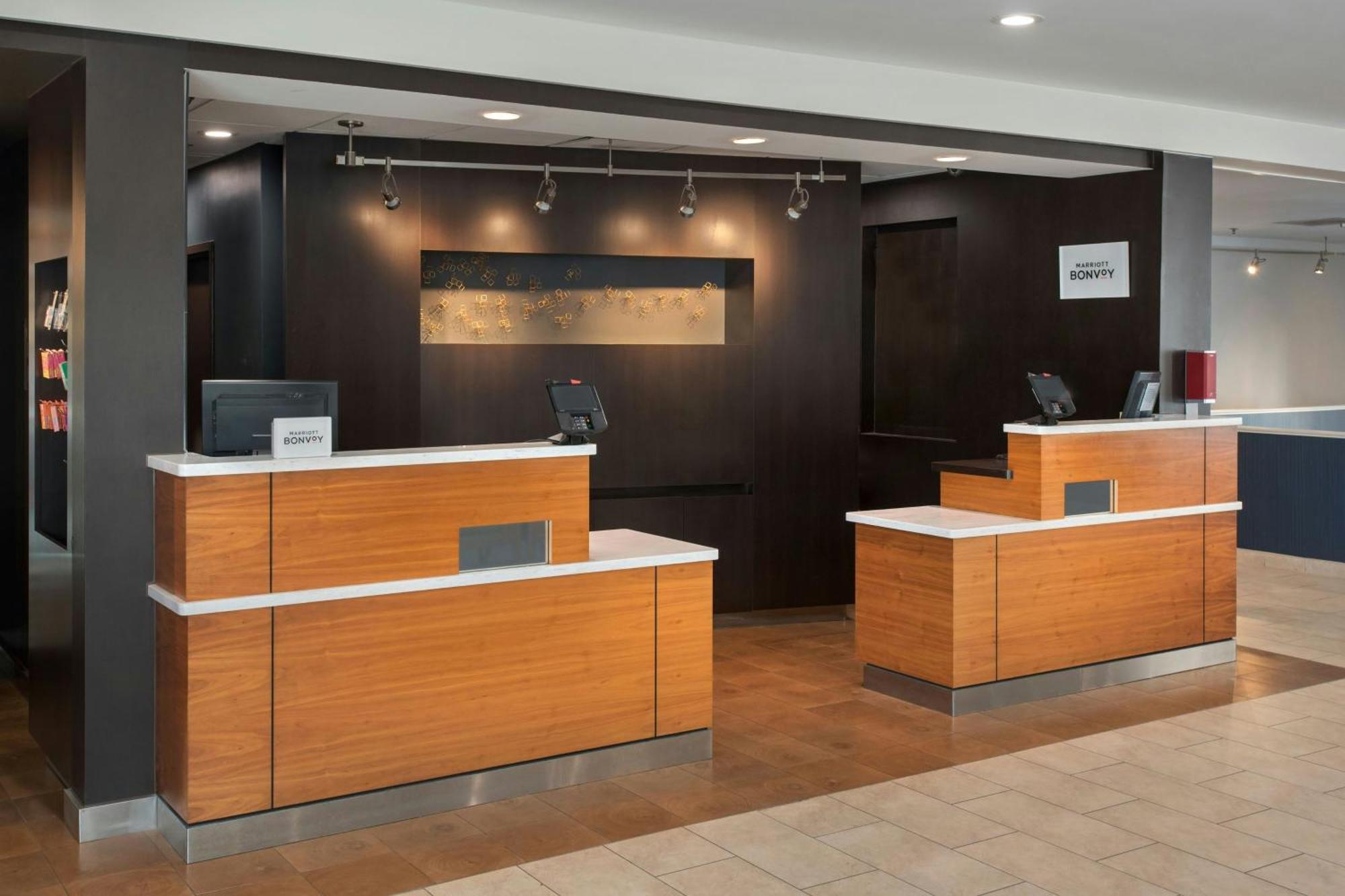 Courtyard By Marriott New Carrollton Landover Extérieur photo