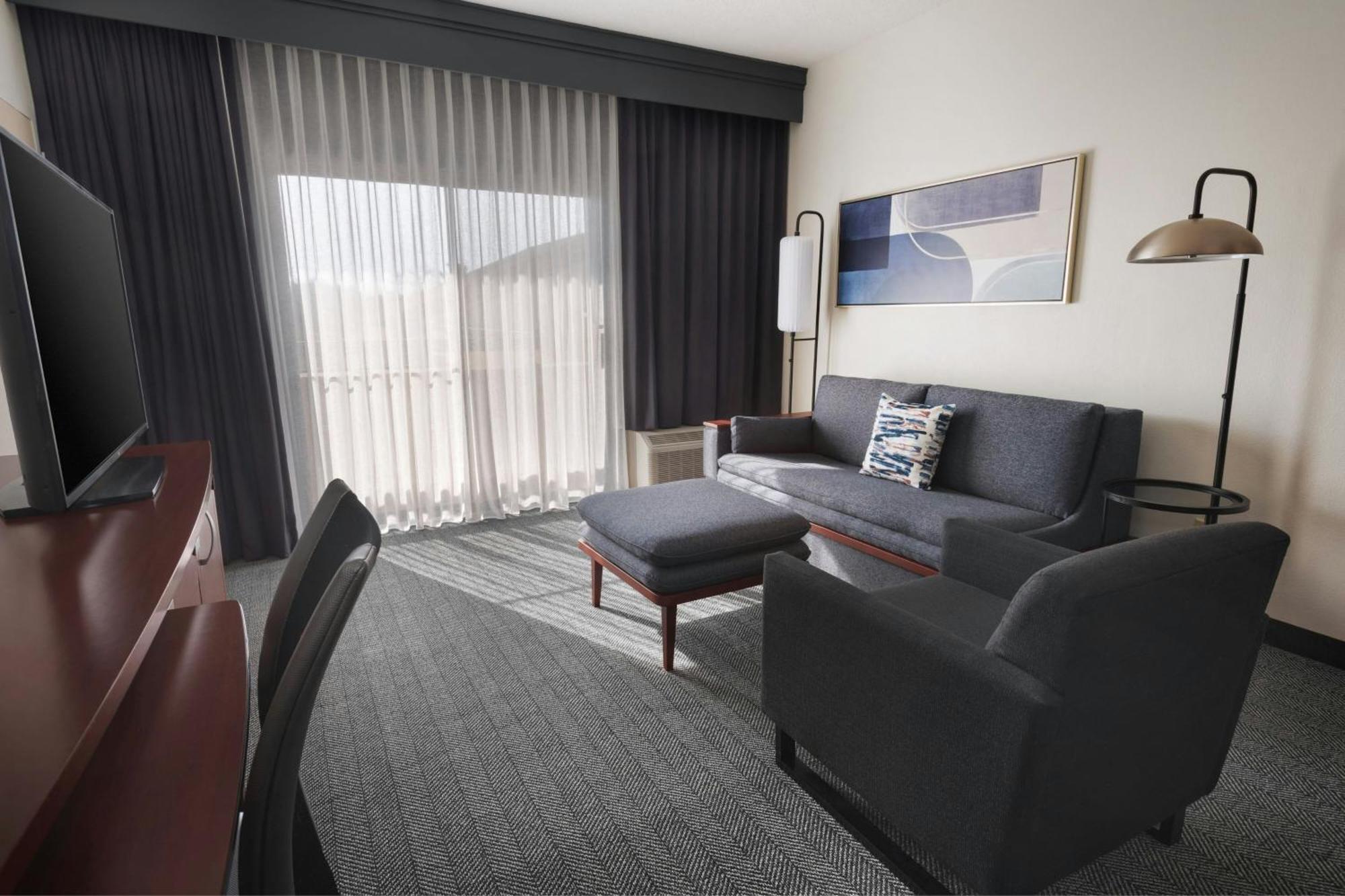 Courtyard By Marriott New Carrollton Landover Extérieur photo