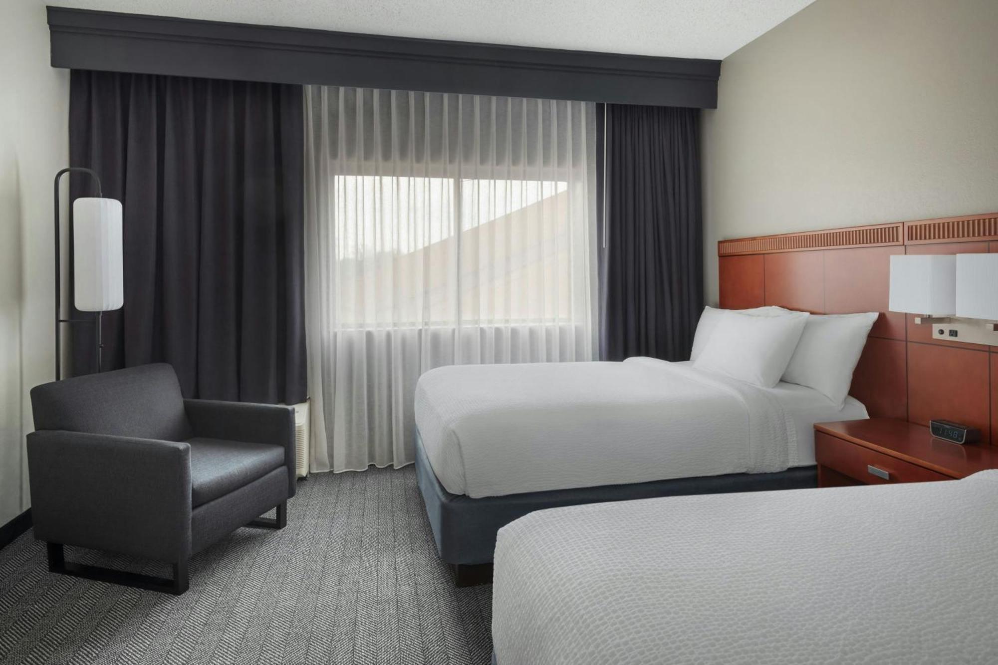 Courtyard By Marriott New Carrollton Landover Extérieur photo